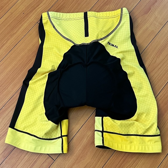 Primal Bike Shorts Mens Size XL Yellow Black Padded Cycling Stretch Extra Large - Picture 1 of 7